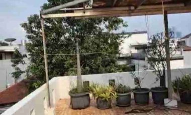 Rumah Huk Green Ville Jakarta Barat  LT 174m² Siap Huni Strategis