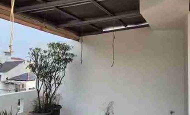 Rumah Huk Green Ville Jakarta Barat  LT 174m² Siap Huni Strategis