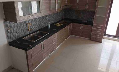 Rumah Huk Green Ville Jakarta Barat  LT 174m² Siap Huni Strategis