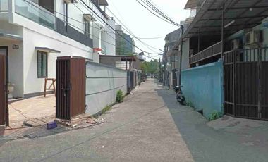 Rumah Huk Green Ville Jakarta Barat  LT 174m² Siap Huni Strategis
