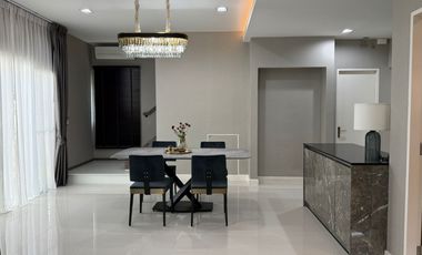 House for Rent Mantana 2 Bangna KM.7 village, already to move. Next to Mega Bangna