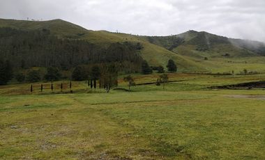 VENTA TERRENO CALACALI 29.9 HA. INCLUYE 8 HA PLANAS. ESTUDIO FOTOVOLTAICO
