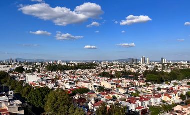 Entire-Floor Luxury Apartment for Rent | Torre Bonn — La Estancia, Zapopan | 122 m² | Private Elevator | Panoramic Views | $27,000 MXN/mo