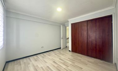 Se arrienda casa en Merino Jarpa al llegar a Alameda, 4 piezas 4 baños, Curicó