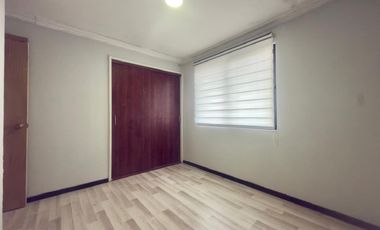 Se arrienda casa en Merino Jarpa al llegar a Alameda, 4 piezas 4 baños, Curicó