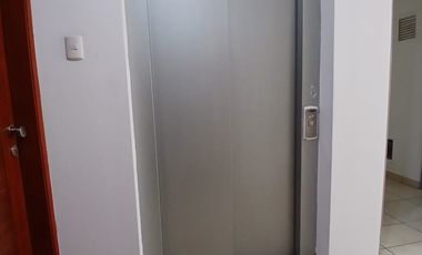 ALQUILO DPTO DE 103 M2 CON COCHERA DOBLE EN CALLE RAMADAL .SURCO