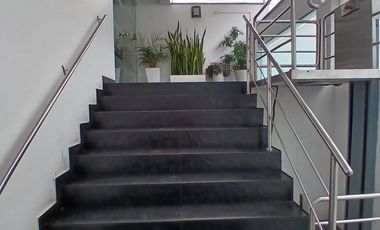 ALQUILO DPTO DE 103 M2 CON COCHERA DOBLE EN CALLE RAMADAL .SURCO