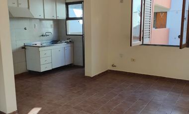 DEPARTAMENTO EN BARRIO SUTIAGA