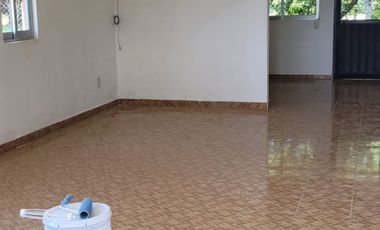 Renta de casa en Acatitlán con amplio jardín