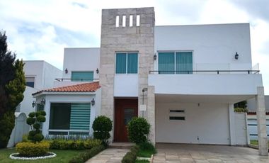 Casa en renta en Residencial La Providencia, Metepec