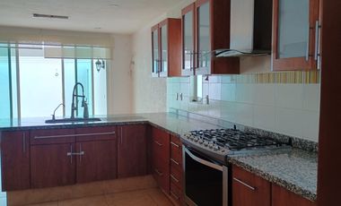 Casa en renta en Residencial La Providencia, Metepec