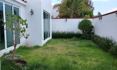 Casa en renta en Residencial La Providencia, Metepec