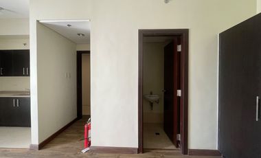 Studio Condo for Sale in Tribeca Private Residences for 3M