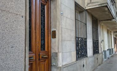 VENTA DE PH 2 AMBIENTES EN ALMAGRO