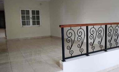 dijual / disewakan rumah hoek dalam cluster gading grande