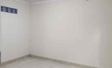 dijual / disewakan rumah hoek dalam cluster gading grande