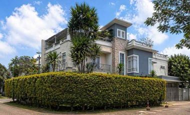 DiJual Rumah Sudut Mewah Villa Melati Mas Tangerang – LT 321 LB 440 Lokasi Tenang & Strategis
