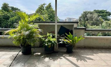 DiJual Rumah Sudut Mewah Villa Melati Mas Tangerang – LT 321 LB 440 Lokasi Tenang & Strategis