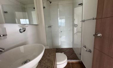 VENTA  DE APARTAMENTO EN LOMA DEL ESMERALDAL CON TERRAZA Y JACUZZI