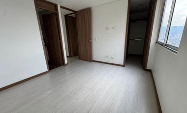 VENTA  DE APARTAMENTO EN LOMA DEL ESMERALDAL CON TERRAZA Y JACUZZI