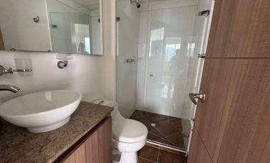 VENTA  DE APARTAMENTO EN LOMA DEL ESMERALDAL CON TERRAZA Y JACUZZI