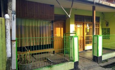 Rumah di Astana Anyar! Tengah Kota, Akses Mobil & Siap Huni