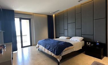 En venta Casa de lujo en Aires del Batán Samborondón frente al canal
