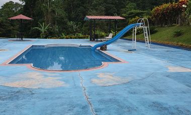 Hermosa Quinta Vacacional 3.200 m² con Piscina - Pedro Vicente Maldonado - Urbanización Privada.