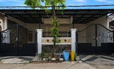 Rumah disewakan di RW 02, Semolowaru, Sukolilo, Surabaya, Jawa Timur