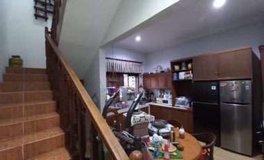 Rumah Komplek Elite Cendrawasih Full Kayu Jati Halaman Luas