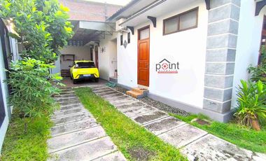Rumah Mewah Klasik 1 lt Halaman Luas di Sumber Dekat Manahan Solo Kota