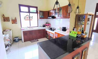 Rumah Mewah Klasik 1 lt Halaman Luas di Sumber Dekat Manahan Solo Kota