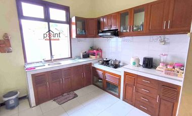 Rumah Mewah Klasik 1 lt Halaman Luas di Sumber Dekat Manahan Solo Kota