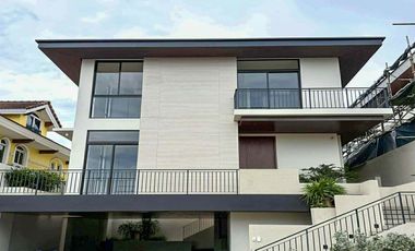 128K/sqm Luxury Home for Sale in Verdana Homes at Muntinlupa