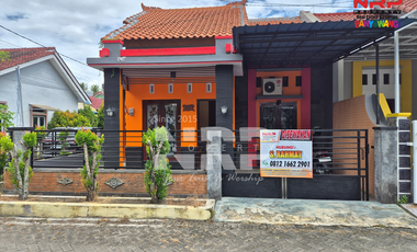 Disewakan Rumah Minimalis Hook di Kebalenan - Banyuwangi
