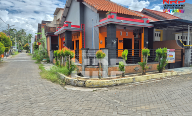 Disewakan Rumah Minimalis Hook di Kebalenan - Banyuwangi