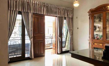 Dijual Rumah 2 Lantai Besar Mewah Jakarta Timur