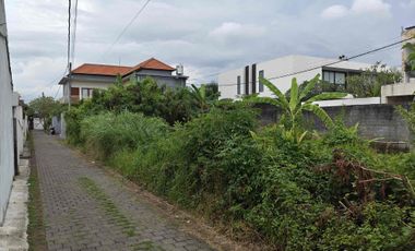 SMALL PLOT PRIME AND STRATEGIC LOCATION AT UMALAS BUMBAK