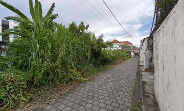 SMALL PLOT PRIME AND STRATEGIC LOCATION AT UMALAS BUMBAK