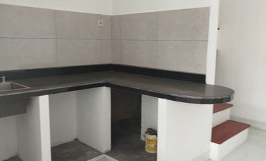 Disewakan Rumah 2 Lantai Dekat Jalan Utama dan RS Area Purwokerto Selatan