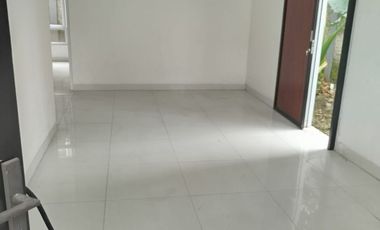 Disewakan Rumah 2 Lantai Dekat Jalan Utama dan RS Area Purwokerto Selatan