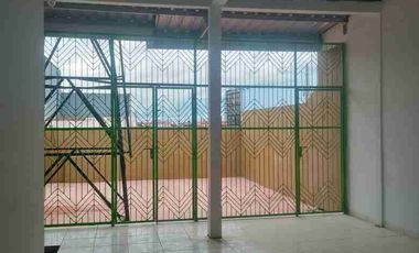 Di Jual/Di Sewakan Ruko 3 1/2 lt, komp.Ruko Jastic, Boulevard, Panakukang Mas