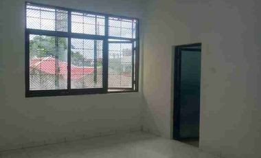 Di Jual/Di Sewakan Ruko 3 1/2 lt, komp.Ruko Jastic, Boulevard, Panakukang Mas