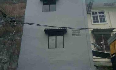 Di Jual/Di Sewakan Ruko 3 1/2 lt, komp.Ruko Jastic, Boulevard, Panakukang Mas