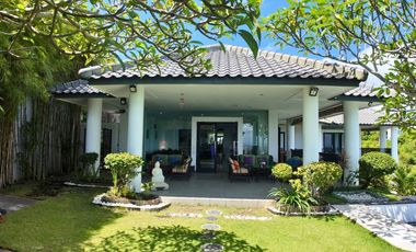 Rare Cliffside Villa in Jimbaran with Panoramic Ocean Views
