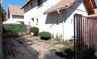 Venta casa en Plazas del Campo