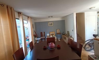 Venta casa en Plazas del Campo