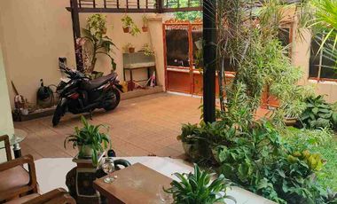 HFN0317 rumah bagus HOOK 1 lantai masih dihuni di daerah Pondok Bambu, Duren Sawit, Jakarta Timur