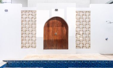 DIJUAL VILLA MEWAH DAGO PAKAR – PRIVATE HEATED POOL & CITY VIEW