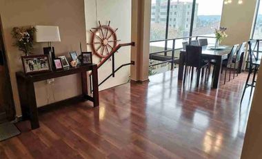 Exclusiva y amplia casa de 3 niveles en Jardines de Curauma 6D 5B + piscina